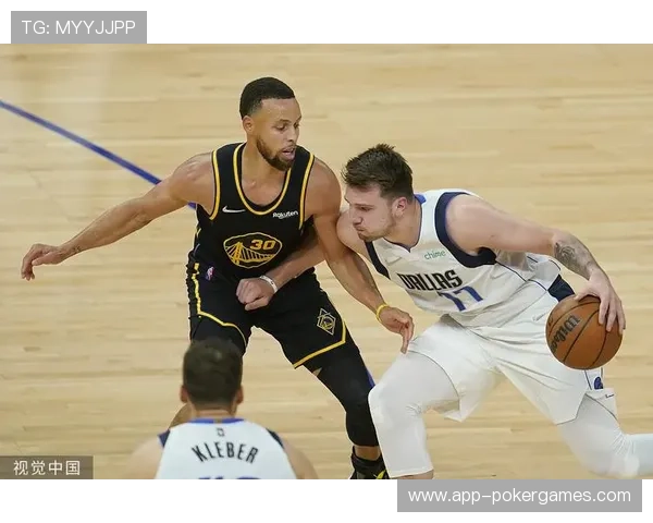 弗拉格封盖库里，独行侠勇士新老天才对决瞬间